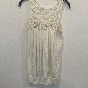 Forever 21 White Lace Detail Top